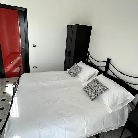 La Casa Di Tommy - * Naples