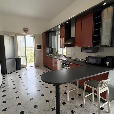 La Casa Di Tommy - Tatil Evi Napoli